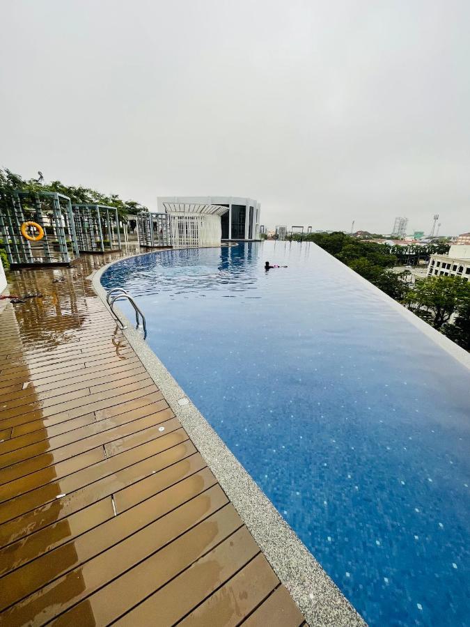Deena Suite At Troika ,Kota Bharu Ngoại thất bức ảnh